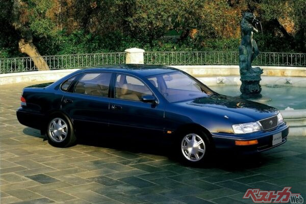 セフィーロやディアマンテはもちろんセルシオよりも広い室内をもっていたアバロン