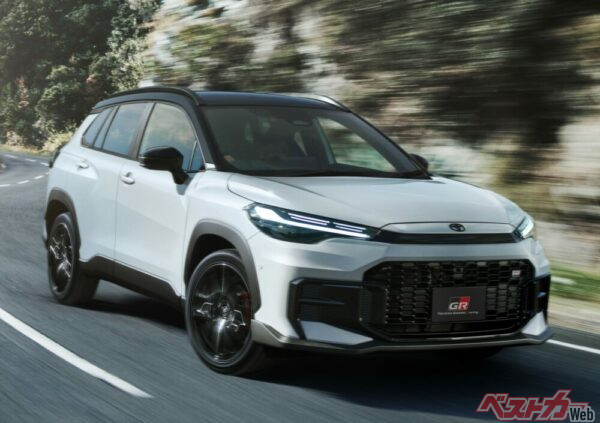 けっこうアグレッシブでいいじゃない、カローラクロスGRスポーツ