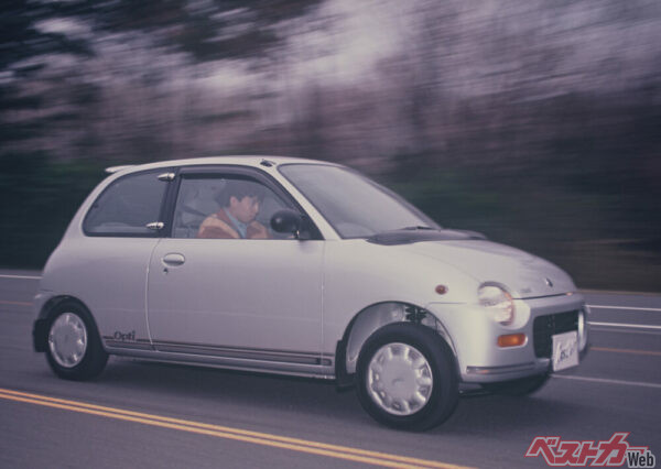 レトロな雰囲気をハナから持っていたオプティ。時代を問わない良デザインだ