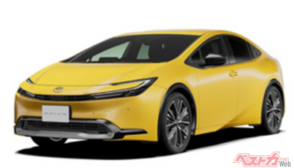 人気グレードのハイブリッドZ。ボディカラーはマスタード