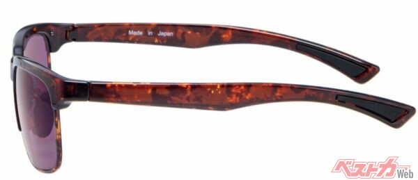 横からのデイリーユースモデル。フレーム内側には「Made in Japan」が記されている!