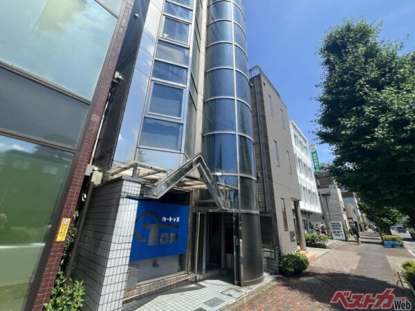 カートップの本社が入るビル。閑散としていた