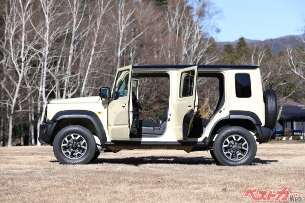 5ドアの実用性は日本のユーザーが待ち望んだものだ