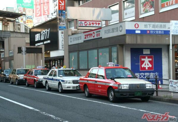 緩和したと思ったらまた強化!?　タクシー業界の規制を巡るドタバタのフシギ［復刻・2013年の話題］