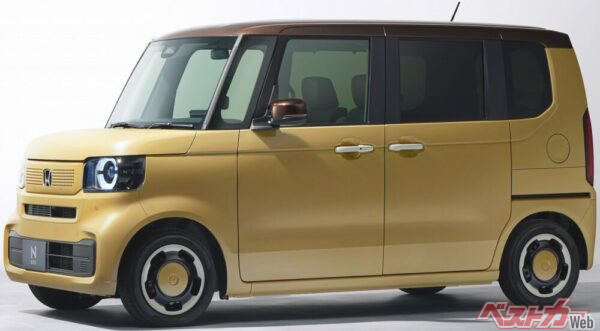 「近距離衝突軽減ブレーキ」のほか、「誤発進抑制機能」「後方誤発進抑制機能」といった踏み間違い衝突軽減システムを含むHonda SENSINGを標準搭載するホンダ「N-BOX」