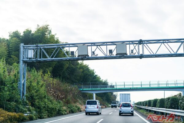 オービスの価格はいったいいくら? (naka@Adobe Stock)