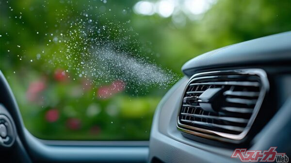 エアコンを上手に使うことで湿度と温度をコントロール!(KM@Adobe Stock)