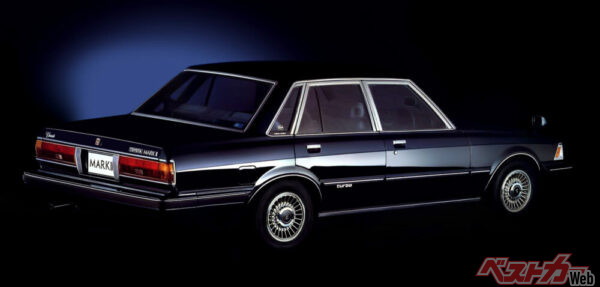 1980-1984年に販売した4代目マーク2から「2ドアハードトップ」が廃止され、セダンと4ドアハードトップがラインナップされた