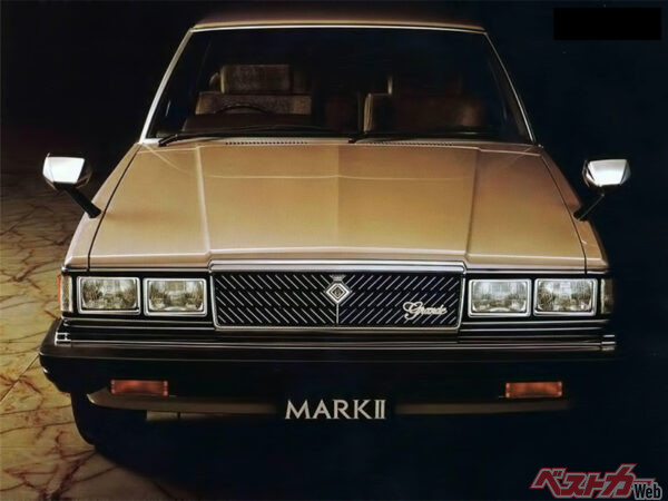 この世代から、ビスタ店向けの「クレスタ」も登場し、チェイサーと合わせて「マーク2 三兄弟」がそろい踏み。3車種合わせて日本市場にセダン（ハードトップ）全盛期を作り上げてゆく