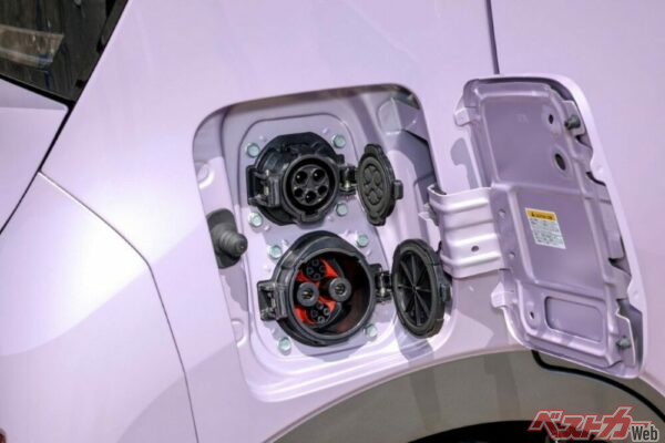 EVはガソリン車よりも一般に価格は高いが、ガソリン代まで考えるとランニングコストの差が出てくると筆者は指摘