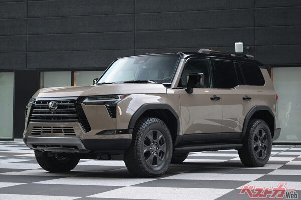 レクサス GX(2025年4月登場・1195万〜1270万円)全長4970×全幅1980×全高1920mm、3.5LV6(353ps)、WLTCモード燃費8.1km/L(オーバートレイル)