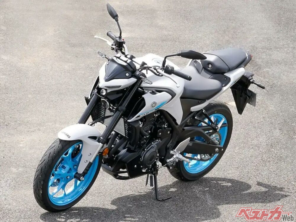 試乗】コンパクトな車体とパワーのバランスが絶妙なヤマハMT-03は、誰
