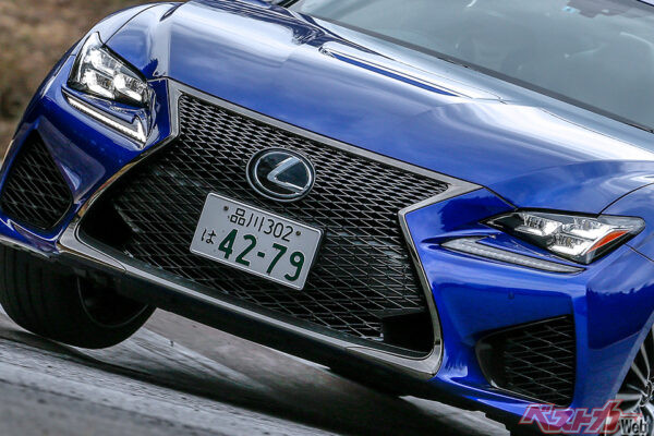 5Lの大排気量「RC F」が超気持ちいい!!　中古レクサスの中から数年落ち程度のセダンとクーペを探す