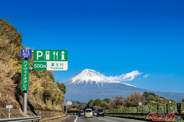 我慢しすぎて後悔しない！　長距離ドライブ・渋滞時のトイレ対策におすすめの持ち物7選