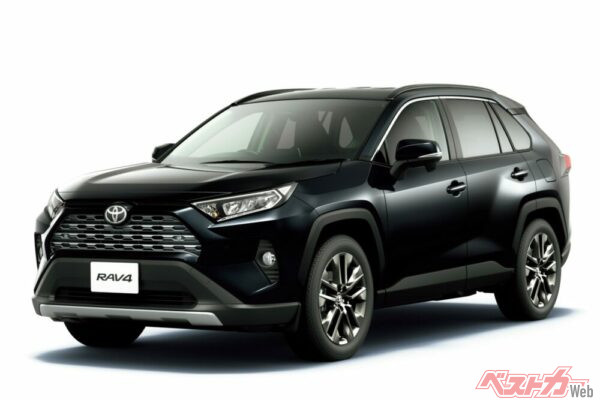 怒り顔代表例のRAV4。ハンマーヘッドでなければ怒り顔というくらい巷にあふれてきている?