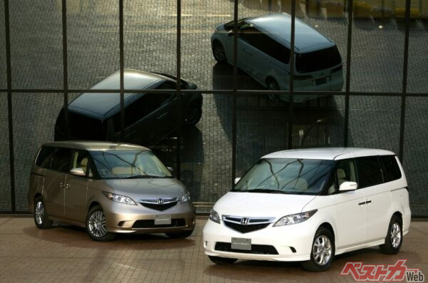 ホンダのフラッグシップミニバンとして004年に誕生したエリシオン。ラグレイとの後継車的な位置付けで2013年まで販売された