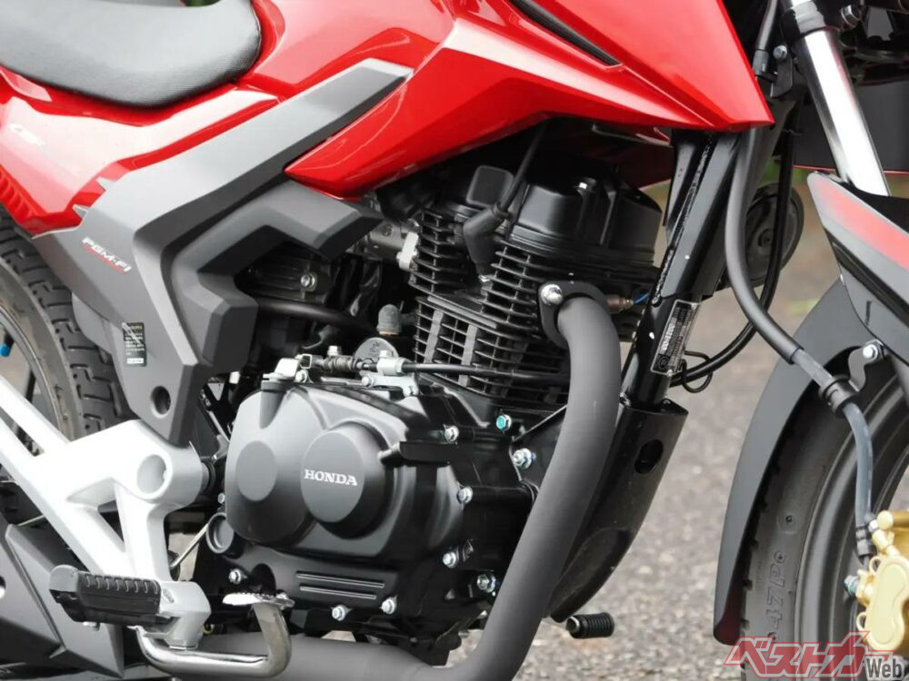 ホンダ「CBF125R」は税込23万8000円と爆安プライス！ 前後18