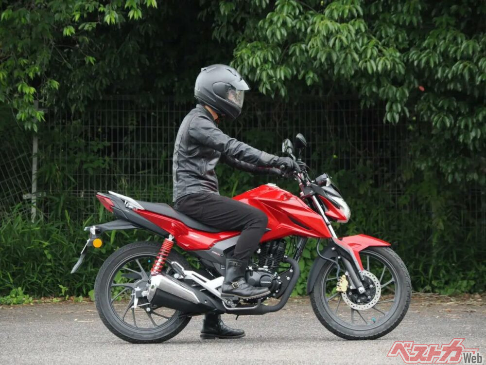 cbf125_red-16.jpg