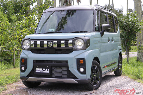 スズキ スペーシアギア（195万2500～215万100円）