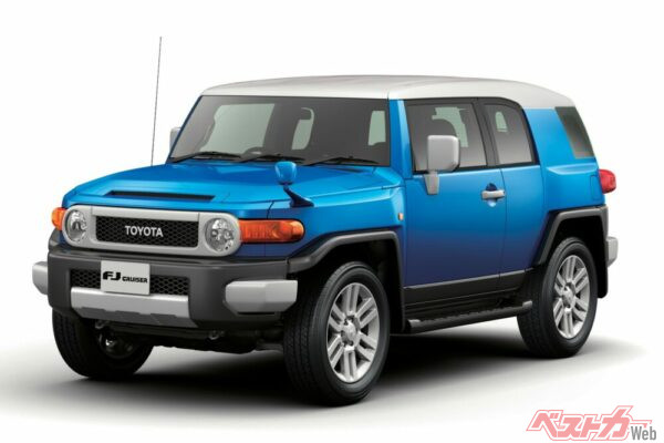 ついに導入された右ハンFJクルーザー。北米仕様による不便さも残しつつ愛された