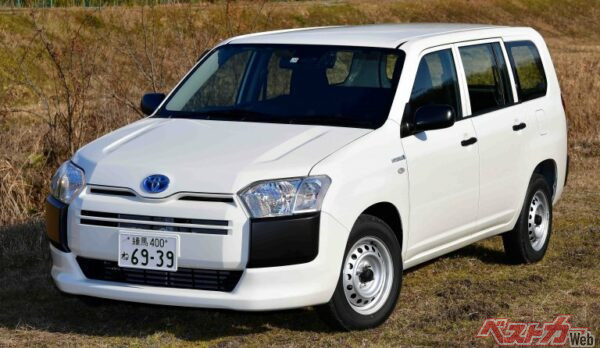 トヨタの商用車、プロボックスDX