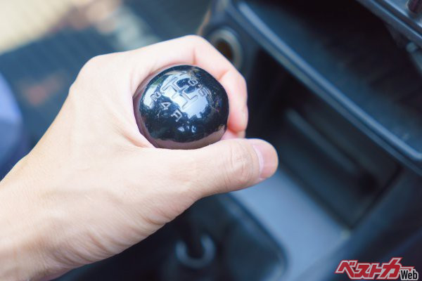 脳トレにもなる令和のMT車5選！　運転の楽しさを再発見できる!!　今こそおじさんに乗ってほしい理由