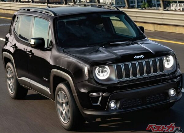 JEEP「レネゲード」。1.3リッターガソリン車を日本で販売中。価格は455万円と、JEEPにしてはリーズナブルだ