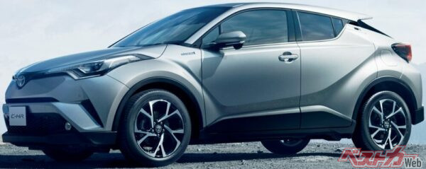 トヨタ車でいち早く流れるウインカー(LEDシーケンシャルターンランプ)を採用した2016年登場の「C-HR」