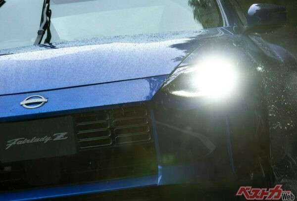 フェアレディZ全グレード受注再開！　納期最短4カ月!!　受注1万台突破!!!　頑張れ日産!!!!