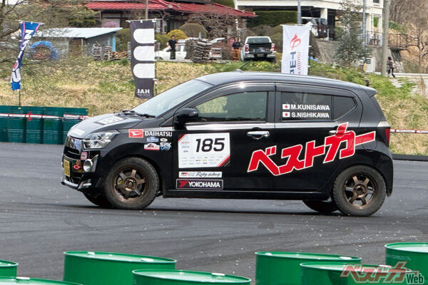 ミライースターボはエキスパートクラスとチャレンジクラス合わせて20台が参戦する86（ZN6）のうち11台に勝利する速さを見せた