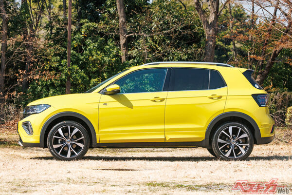 フォルクスワーゲン Tクロス TSI R-Line　396万9000円（7DSG）