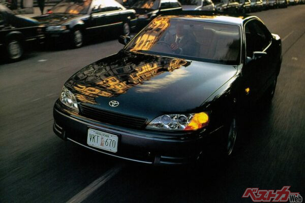 1991年登場の初代ウィンダム。2代目と比べてみると外見に大きな変化がないことがよくわかる