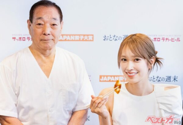 そのデザインは餃子!?　「JAPAN餃子大賞」初代アンバサダー 元日向坂46キャプテン・佐々木久美さんの「餃子愛」