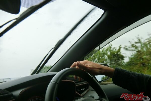ヒヤッ!!　とする前に…梅雨時の愛車をサクッとチェック！　押さえておくべき7つの項目