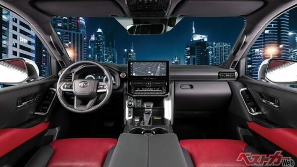 ご覧の通り内装の変更は最小限なのだった