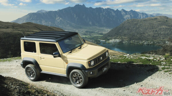 ジムニーはデザインから機能、実用性まで備える。アウトドア的な用途から普段使いもカバーできるのが長所。画像は3ドアのジムニーシエラ