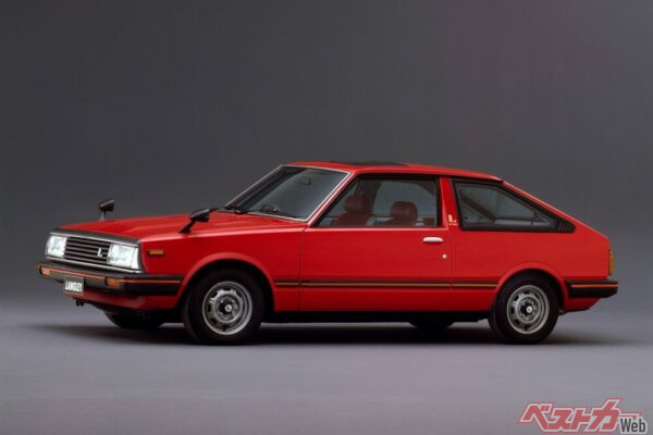 前だけ見ると一瞬スカイラインと勘違いするほどだった!?