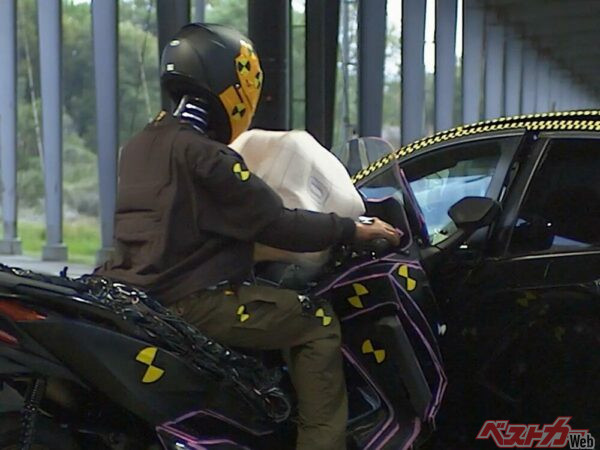 ライダーの命を守る。豊田合成が「二輪車用エアバッグ」実用化へ前進