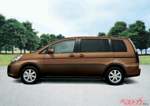 、およそ10年落ちとなる2014~2015年モデルは、ほとんどが100万円切り!!