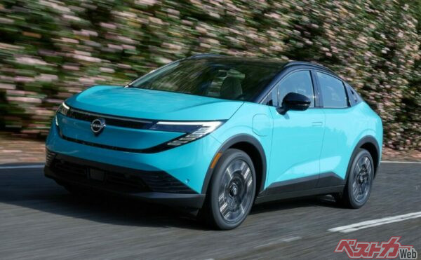 5ドアハッチバックからクロスオーバーSUVとなった新型リーフ