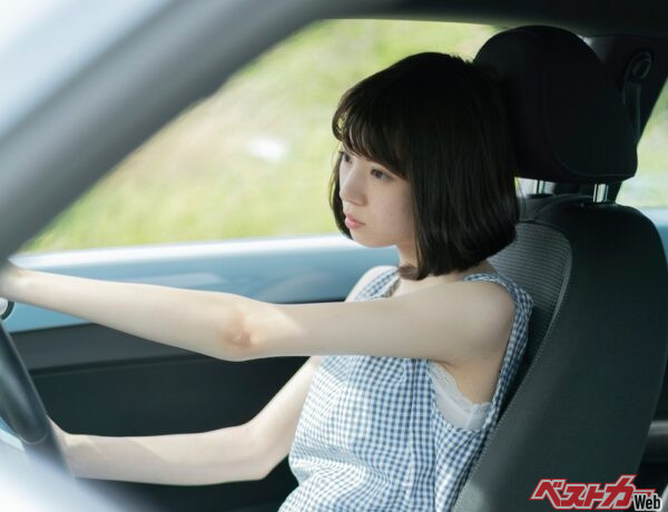 車内サウナ化でもう耐えられない!!　連日の猛暑で危険信号!!!　ドライバーが守るべき熱中症対策5選