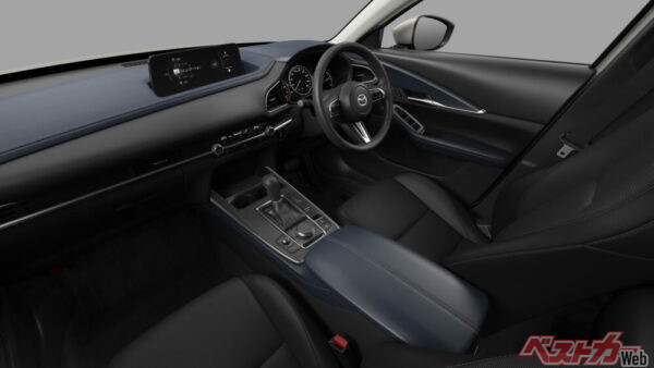 上質感あふれる、i Selectionグレードの室内