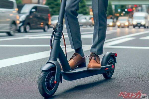 LUUPに直撃！　電動キックボード違反4万件超、制度の甘さが招いた“制度不備の実態”
