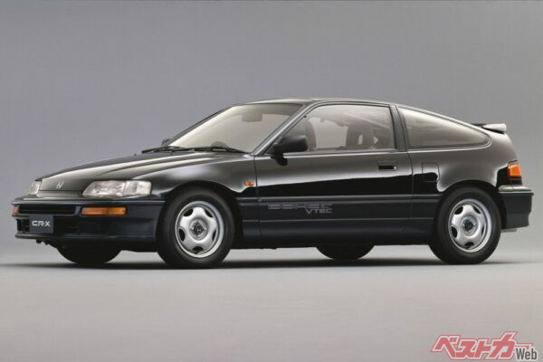 グランドシビック(EF9)と同様にB16Aが搭載。いわゆるEF8に。