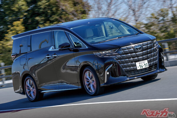 トヨタ アルファード（2025年1月31日　PHEV追加）。2.5L・NA（555万～574万8000円）　2.5L・HEV（510万～882万円）　2.5L・PHEV（1065万円）