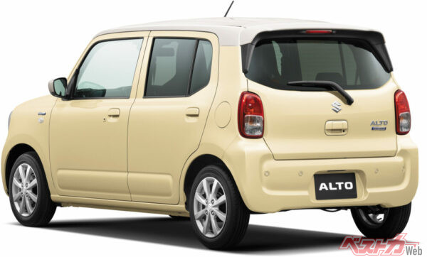 ルーフエンドスポイラー追加で空力性能も向上!