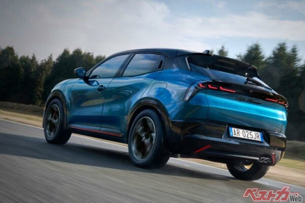 日本でも使いやすさもしっかりと考えられたBEVモデルの「エレットリカ」