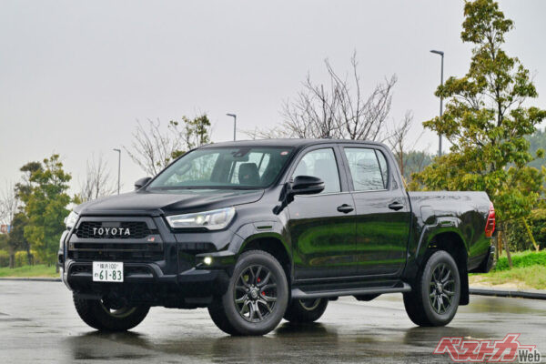 昨年10月から生産休止が続くハイラックス