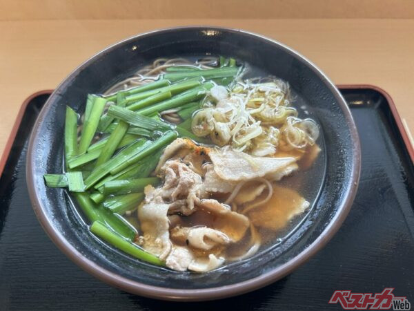 定番ではない地のものをサっと食べてチャージ完了。リピート確定です