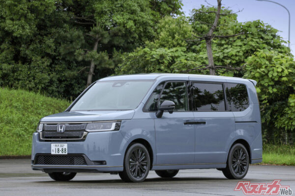 新グレード追加でミニバン首位へ まい 進するステップワゴン